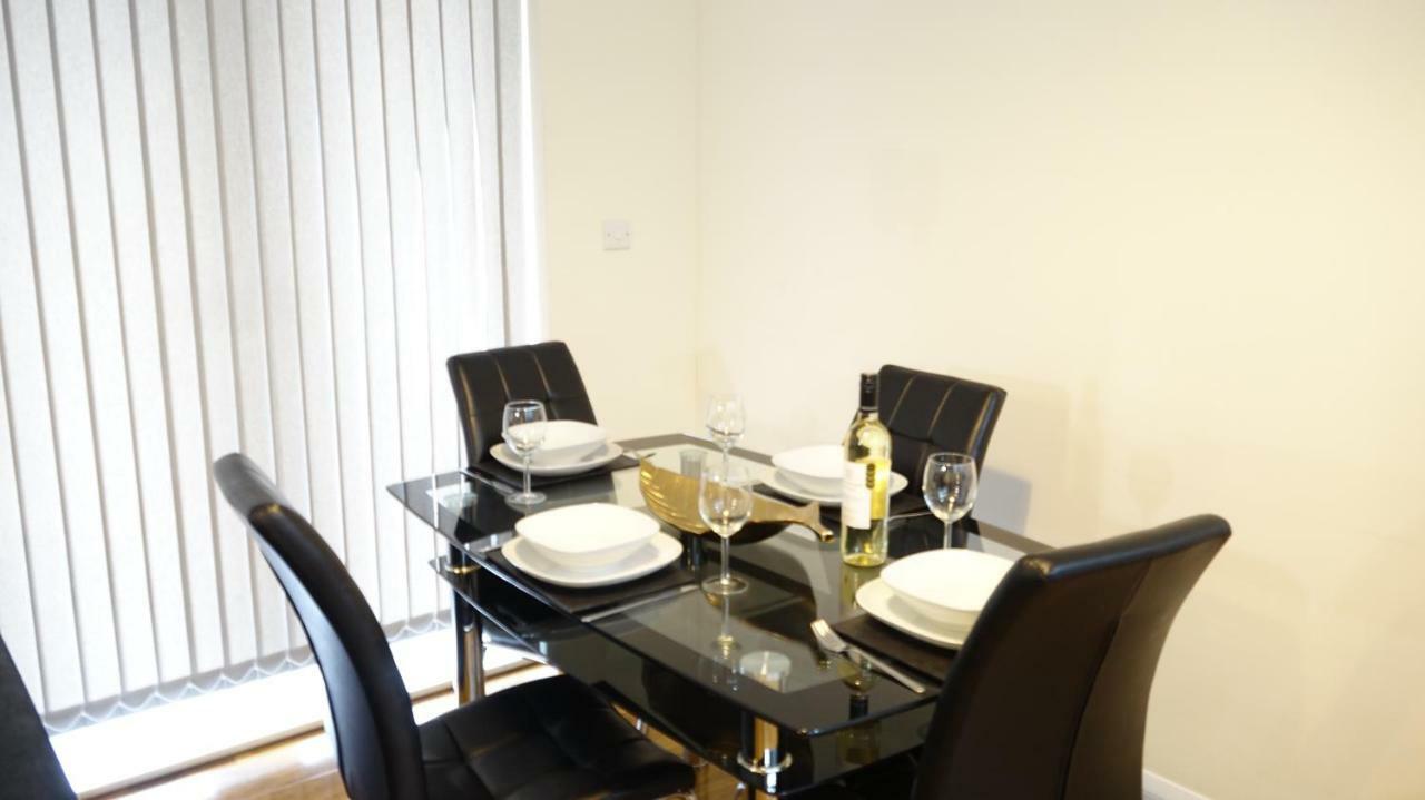 Apartamento Luxury 2 Bed 2 Bath - Free Parking - 5Min To Airport - Sleeps 6 Ashford  Exterior foto