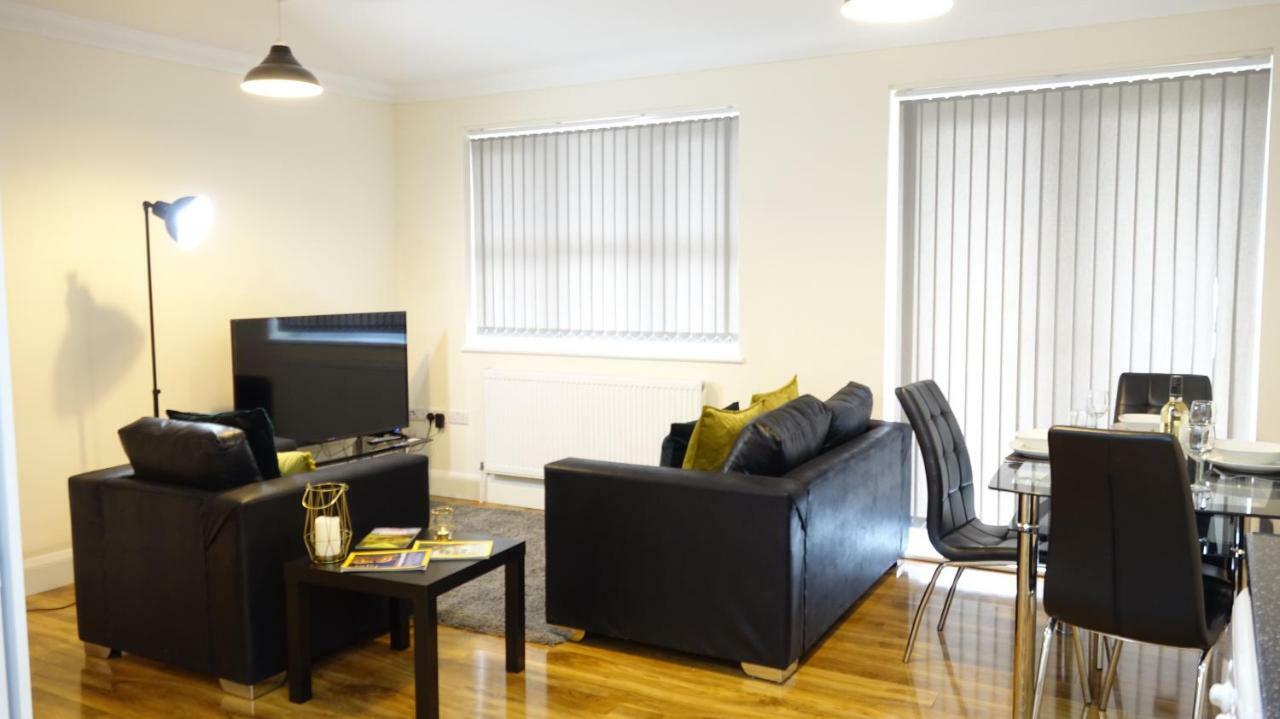 Apartamento Luxury 2 Bed 2 Bath - Free Parking - 5Min To Airport - Sleeps 6 Ashford  Exterior foto