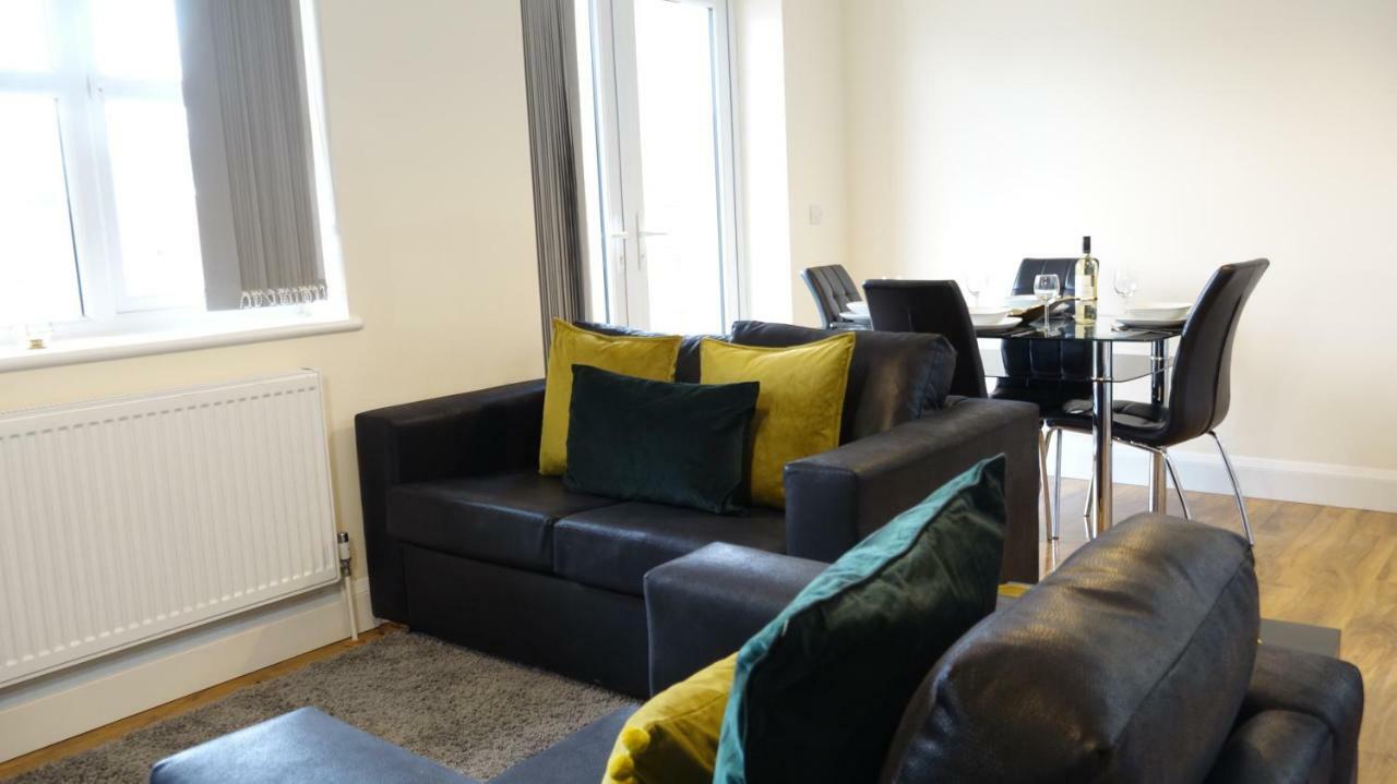 Apartamento Luxury 2 Bed 2 Bath - Free Parking - 5Min To Airport - Sleeps 6 Ashford  Exterior foto