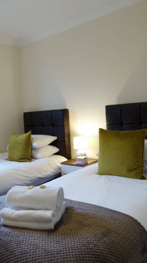 Apartamento Luxury 2 Bed 2 Bath - Free Parking - 5Min To Airport - Sleeps 6 Ashford  Exterior foto