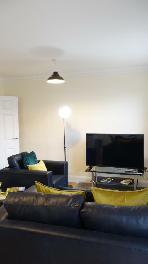 Apartamento Luxury 2 Bed 2 Bath - Free Parking - 5Min To Airport - Sleeps 6 Ashford  Exterior foto