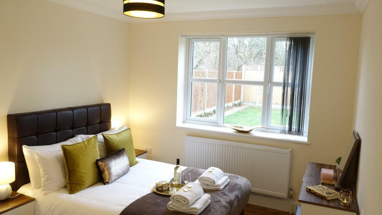 Apartamento Luxury 2 Bed 2 Bath - Free Parking - 5Min To Airport - Sleeps 6 Ashford  Exterior foto